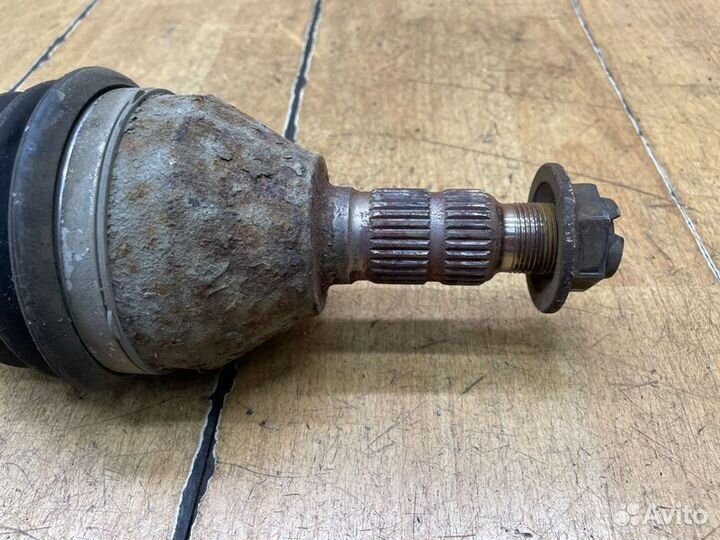 Шрус передний правый Opel Astra J A17DTJ 2010