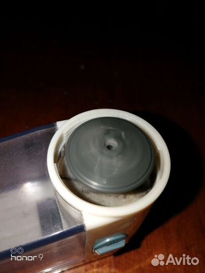 Прибор для устранения катышков с одежды