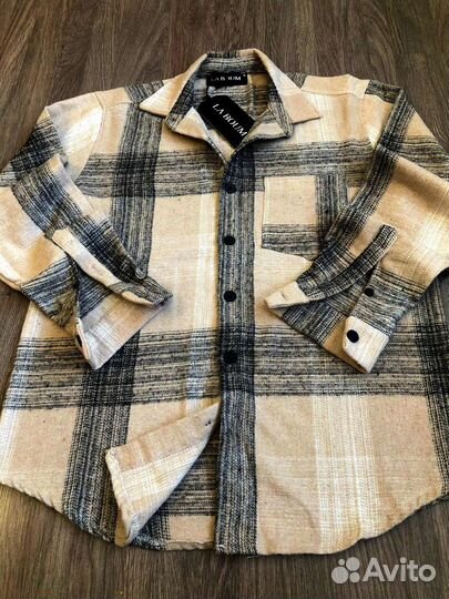 Рубашка мужская бежевая в клетку модная