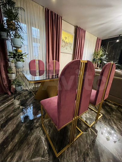 2-к. квартира, 90 м², 2/4 эт.