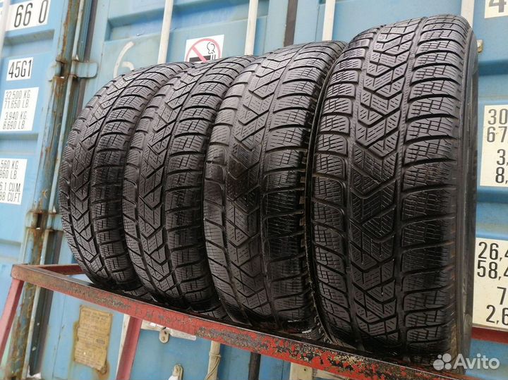 Pirelli Scorpion Winter 215/70 R16 104H