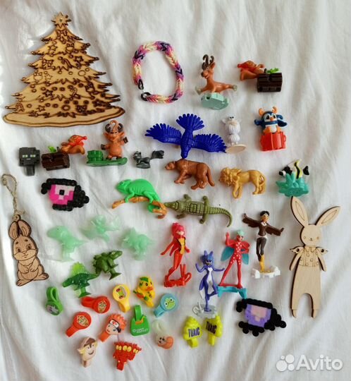 Пакетом Игрушки Киндер, из дерева, Магнит