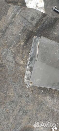 Корпус блока предохранителей E-class W210