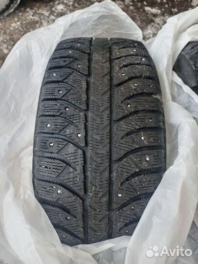 Bridgestone Ice Cruiser 7000S 205/55 R16