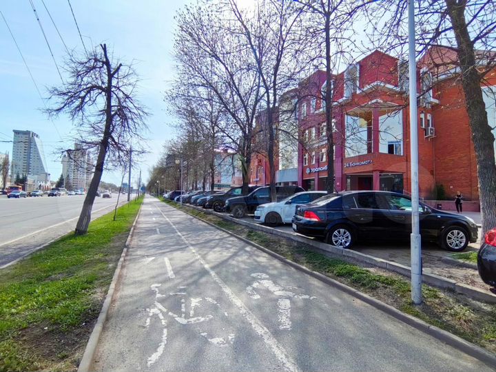 Помещение с арендатором 1312 м2 Проспект Октября