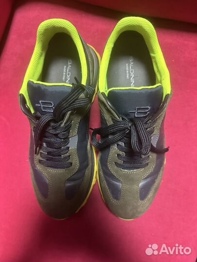 41 бу кроссовки Baldinini