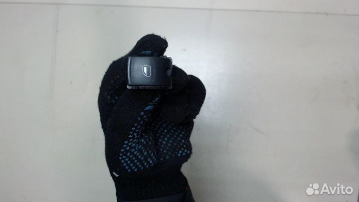 Кнопка стеклоподъемника Audi Q7, 2007