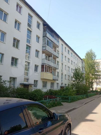3-к. квартира, 52 м², 1/5 эт.