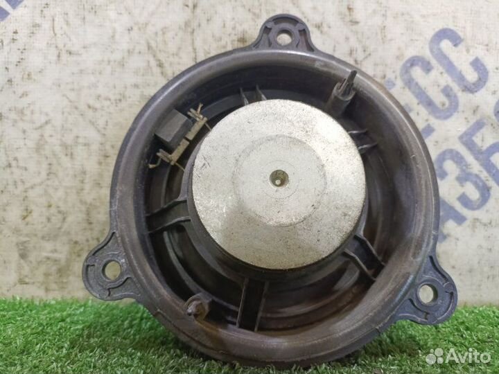 Динамик задний левый Renault Fluence седан 1.6 K4M