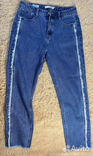 Джинсы женские