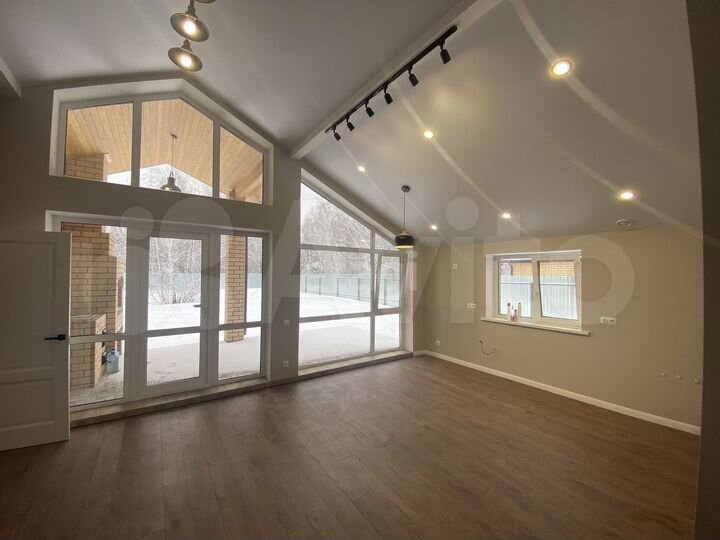 Дом 95 м² на участке 7,5 сот.