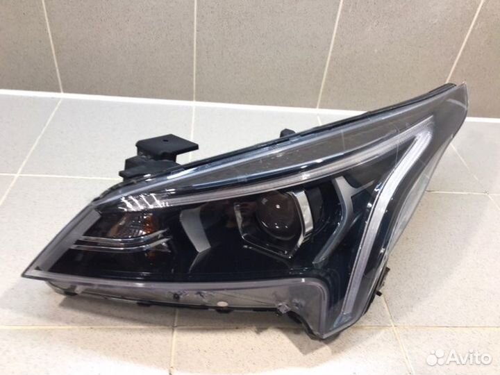 Фара левая Kia Rio 4