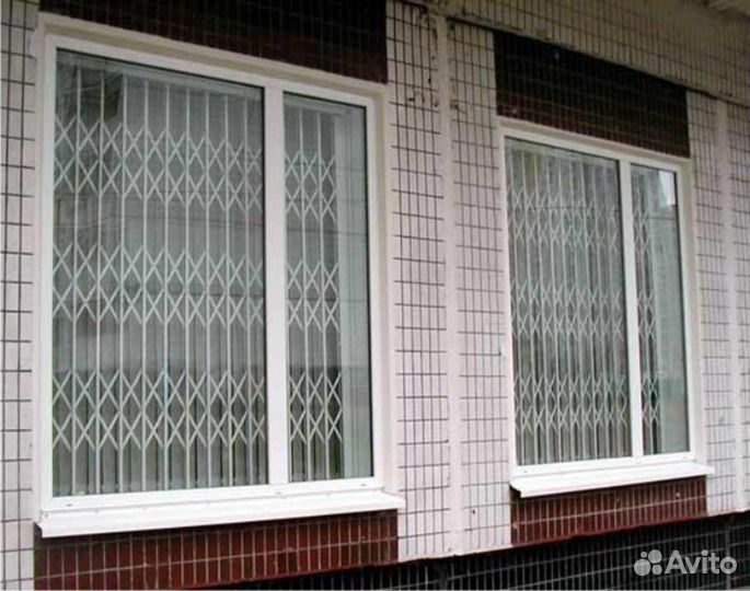 Раздвижные металлические решетки на окна