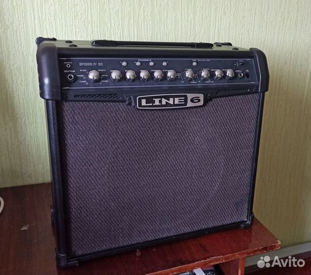 Гитарный комбо line 6 spider IV 30