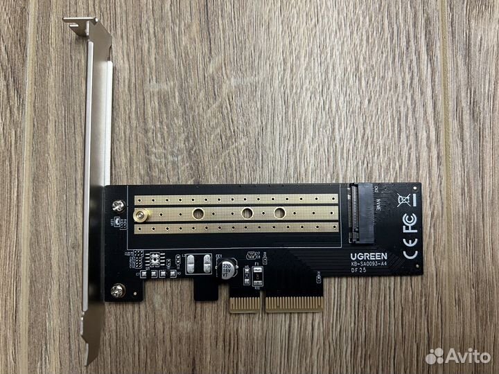 Переходник Ugreen CM302 PCI-E x4 to SSD M2 NVMe