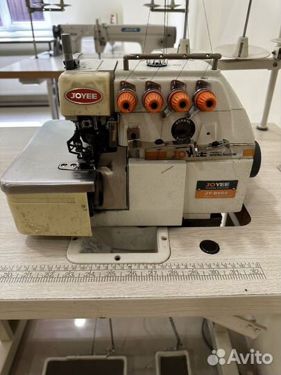 Оверлок промышленный 4х ниточный