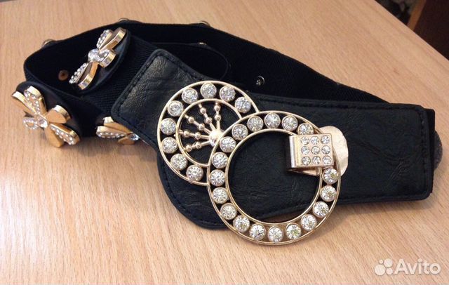 Ремень со стразами новый