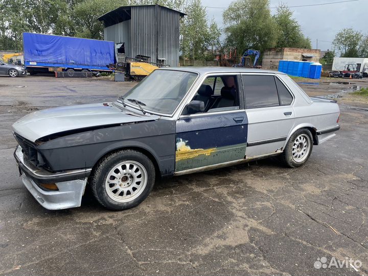 Е28 на запчасти