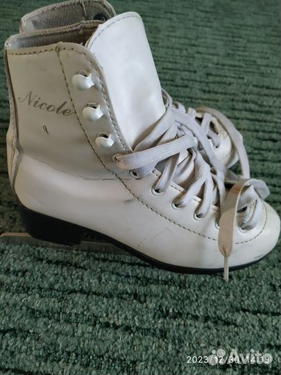 Коньки фигурные 34 размер