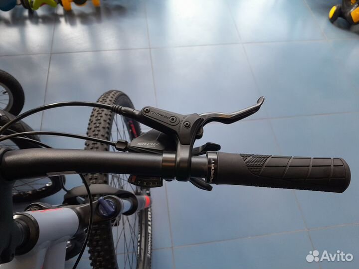 Горный велосипед Format 1413 27,5 Рост М (2021)