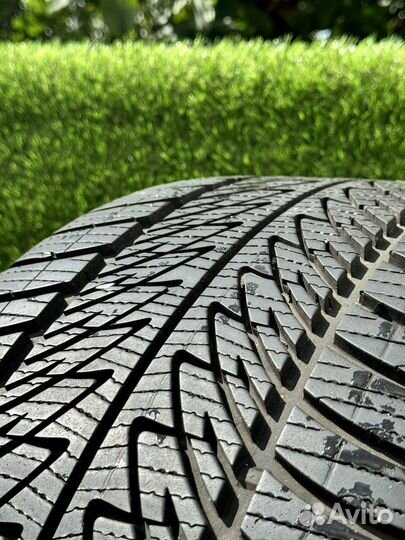 Goodyear UltraGrip 8 Performance 285/45 R20 112V