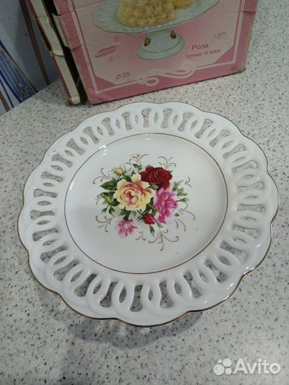 Ваза для торта на ножке