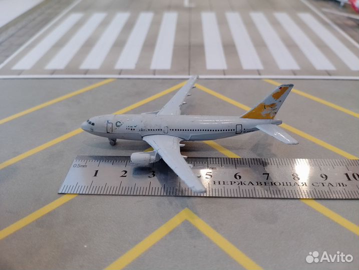 Самолёт Airbus A310 