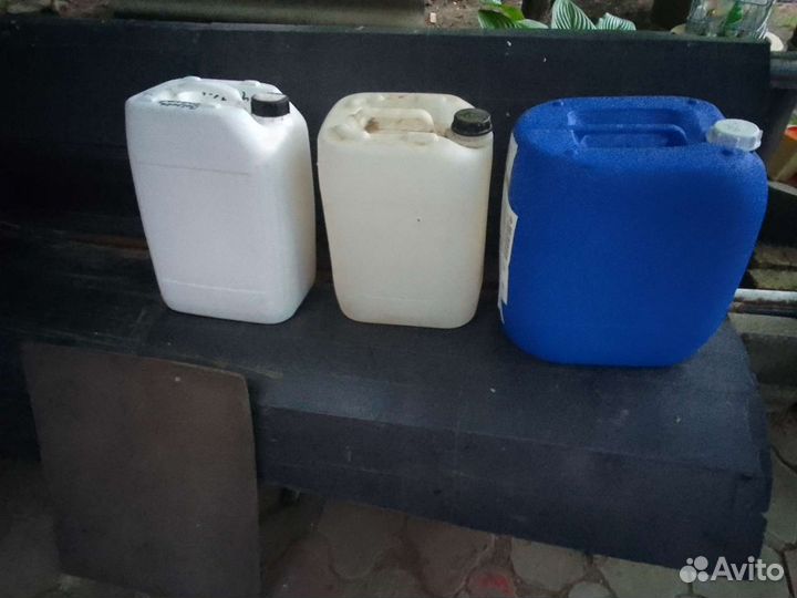 Канистра пластиковая 20 литров