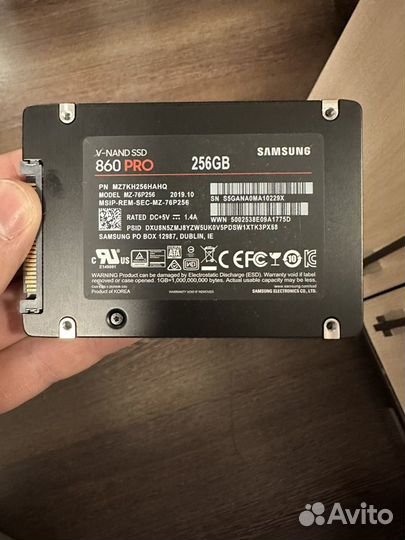 Жесткий диск SSD 256Gb Samsung 860 Pro