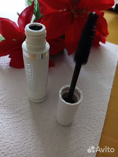 Тушь для ресниц чёрная США