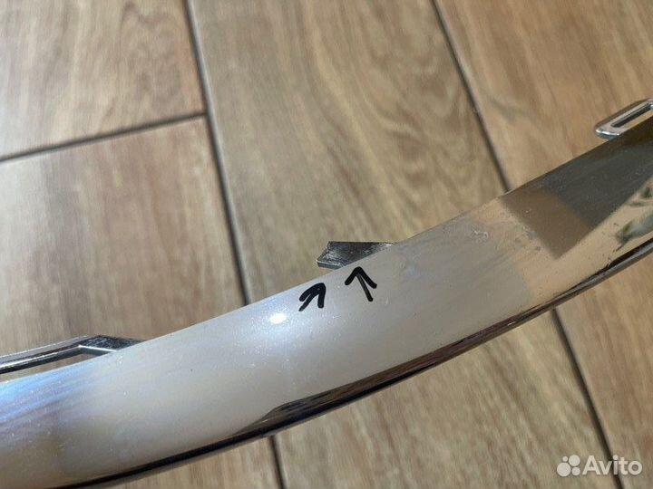 Накладка бампера передняя левая Mercedes C Class