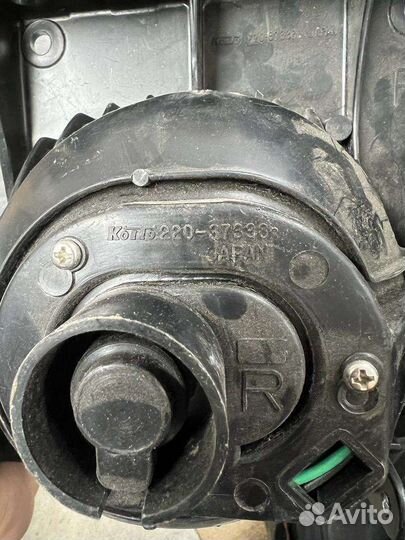 Фонарь задний Isuzu Forward 220-37338R