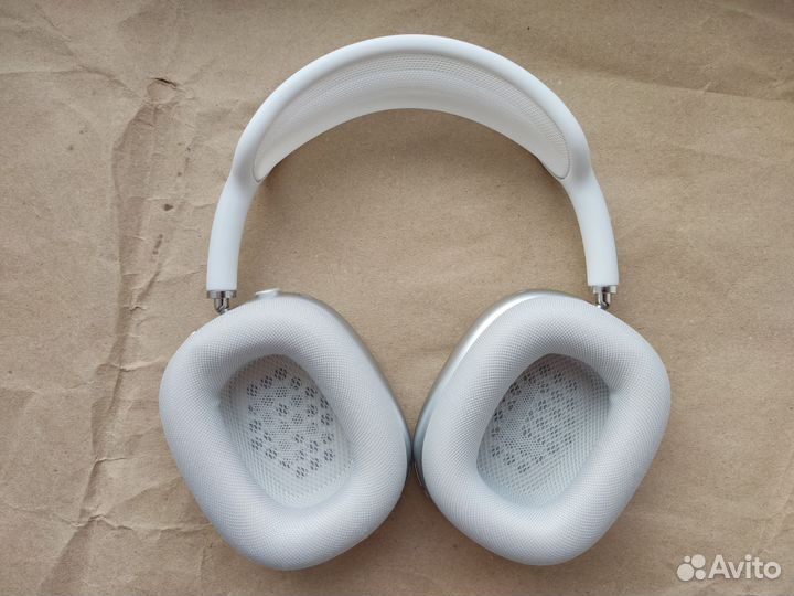 Беспроводные наушники Apple AirPods max