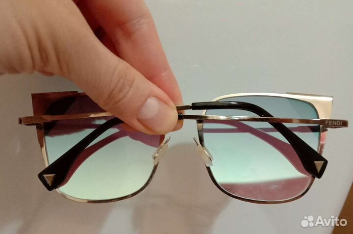 Очки стильные