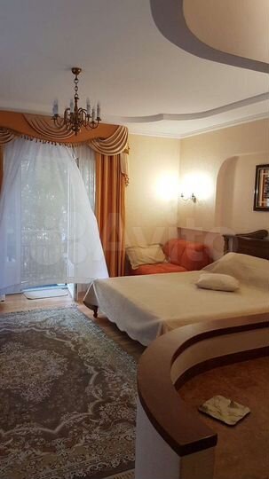 Комната 35 м² в 6-к., 3/3 эт.