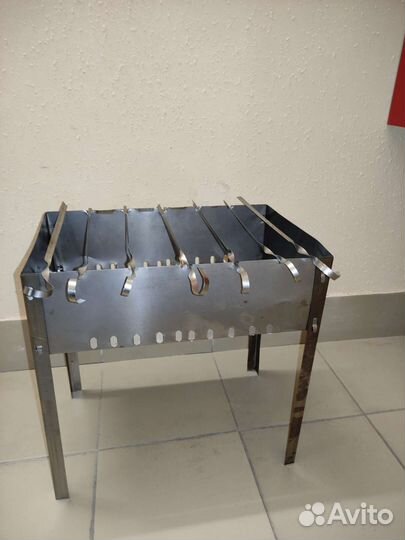 Продаю мангал сборный с шампурами новый