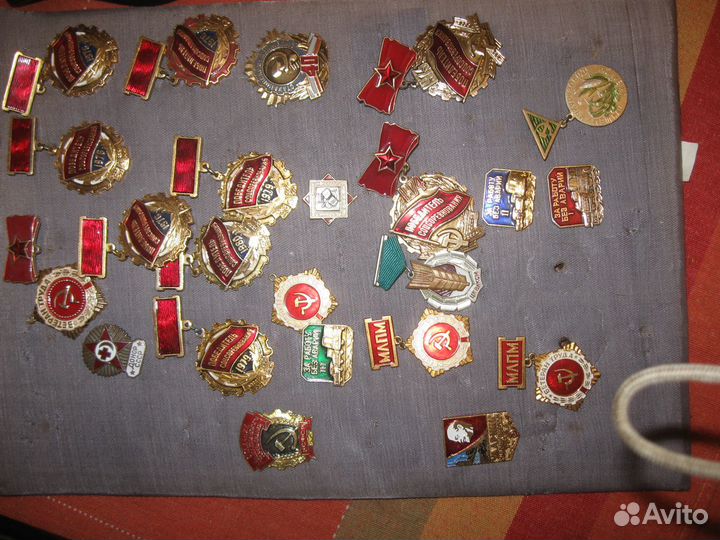 Значки СССР легкие