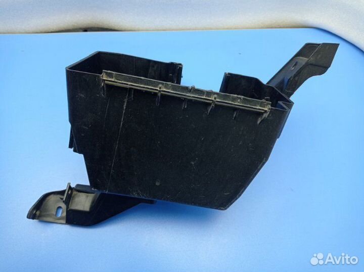 Корпус блока предохранителей Mercedes Gle