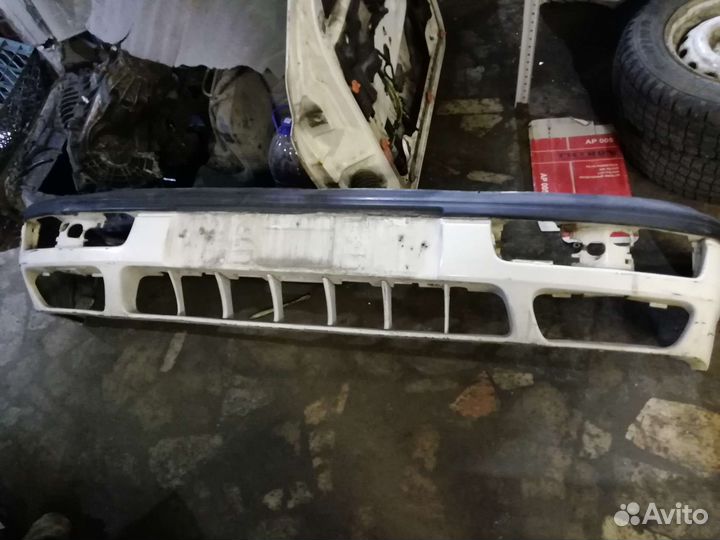 Бампер передний Volkswagen golf 3