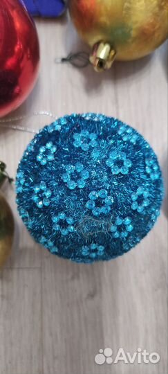 Елочные игрушки