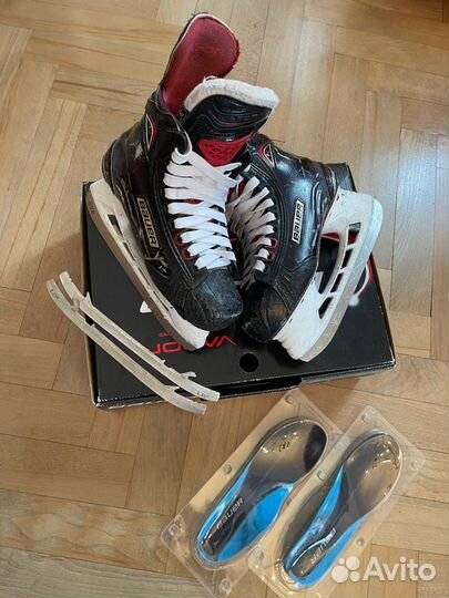 Коньки хоккейные bauer 1x