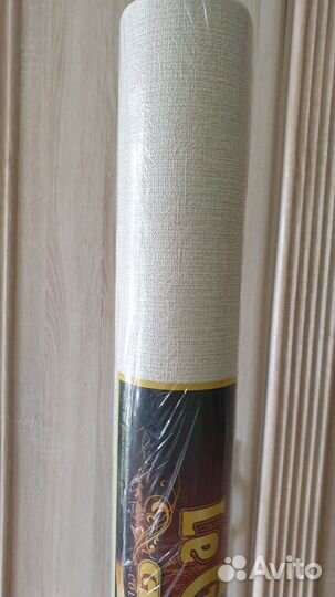 Обои бежевые остатки