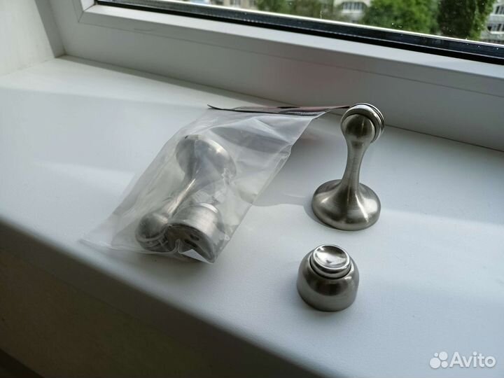 Дверной упор punto (матовый никель) стопер