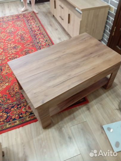 Журнальный стол