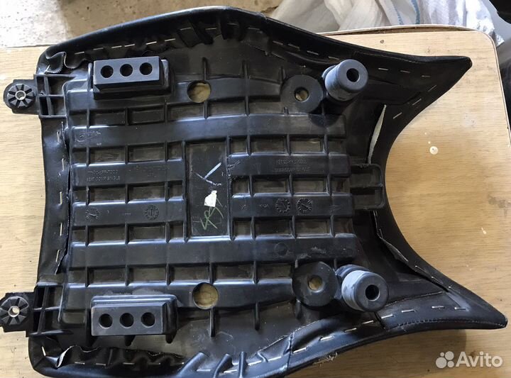 Сиденье Honda CBR250RA