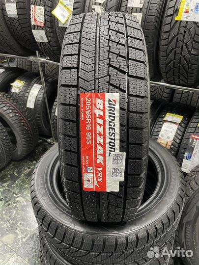 Bridgestone Blizzak VRX 205/65 R16 95S