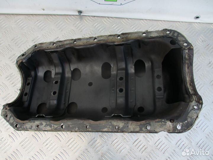 Поддон масляный Mazda Demio 1.5 B5 2000г