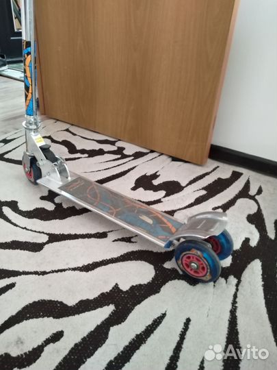 Самокат детский трехколесный бу