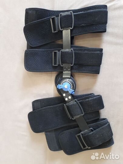 Бандаж ортез на колено