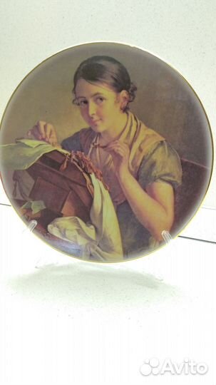 Настенная тарелка